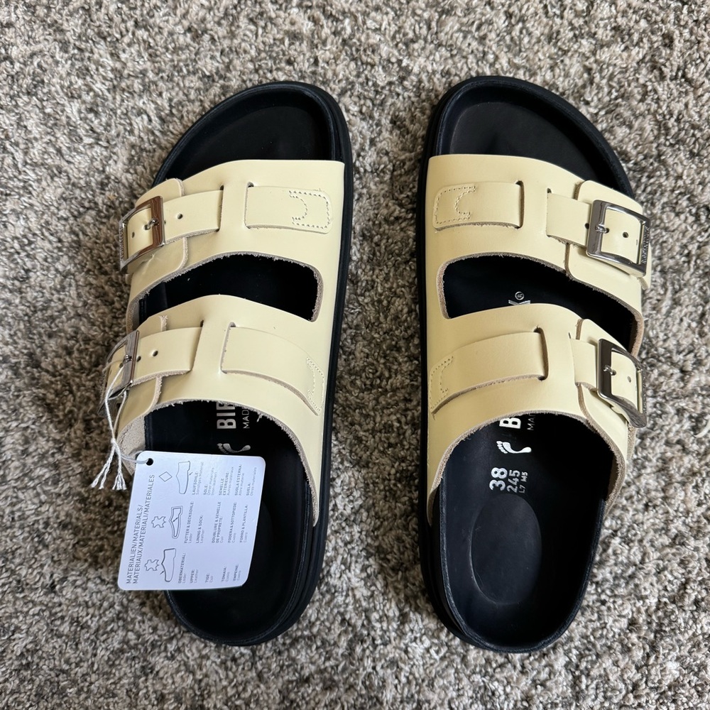 Birkenstock St Barth’s natural butter 38 n (7-7.5 women’s)